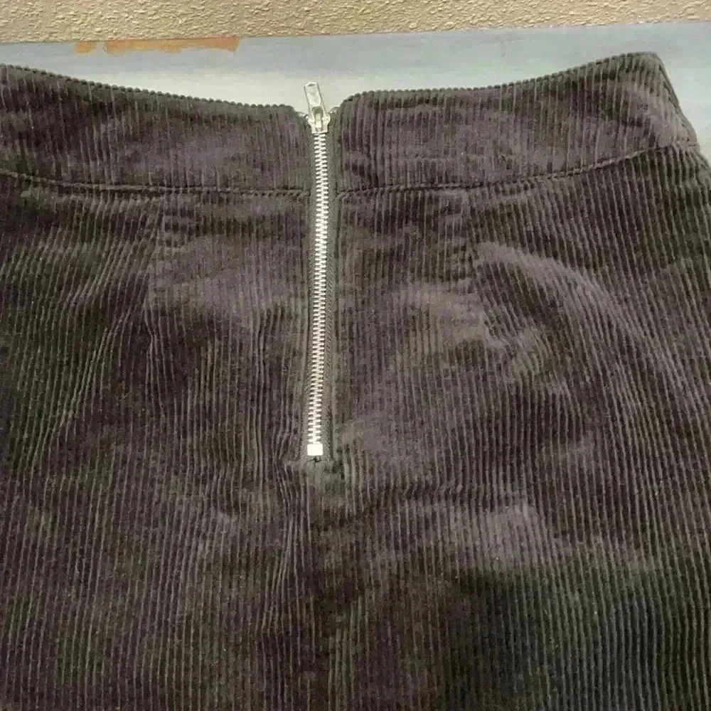 BDG Urban Outfitters Women’s Corduroy Skirt - Picture 5 of 8